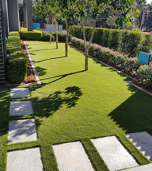 Synthetic-grass-backyard Synthetic Grass Backyard